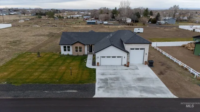 $699,000 | 4460 Northwest Purple Sage Circle, Mountain Home, ID 83647