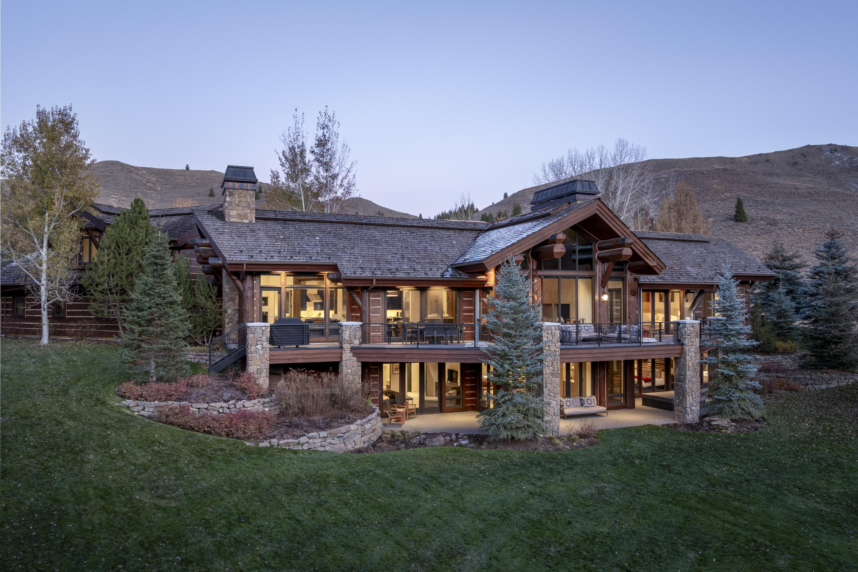 161 Stonegate Circle Blaine County, ID 83340 - Photo 22 of 53 161 Stonegate Yard