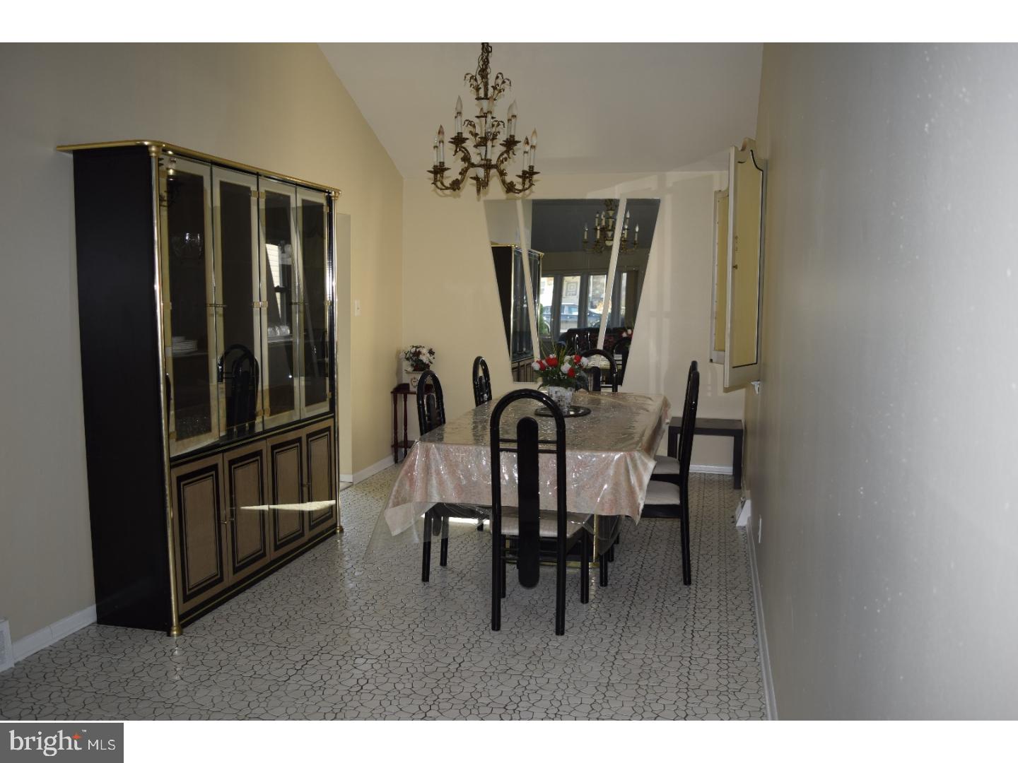 9708 Wynmill Road Philadelphia, PA 19115 - Photo 12 of 25 Dining Room