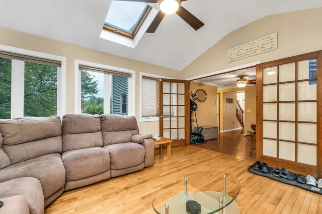 $575,000 | 33 Belmont Drive, Merrimack, NH 03054