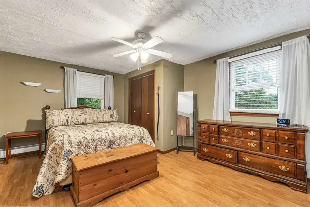 $575,000 | 33 Belmont Drive, Merrimack, NH 03054