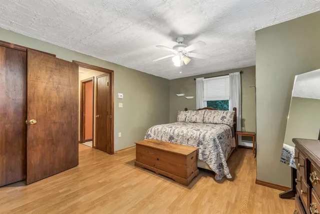 $575,000 | 33 Belmont Drive, Merrimack, NH 03054