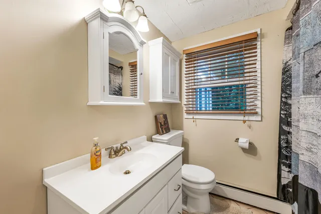 $575,000 | 33 Belmont Drive, Merrimack, NH 03054