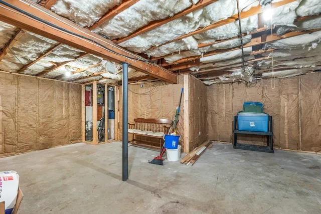 $575,000 | 33 Belmont Drive, Merrimack, NH 03054