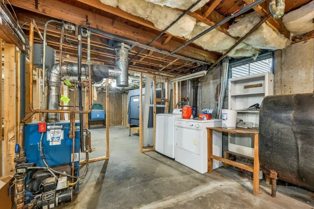 $575,000 | 33 Belmont Drive, Merrimack, NH 03054