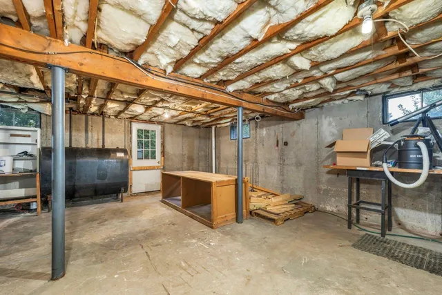 $575,000 | 33 Belmont Drive, Merrimack, NH 03054