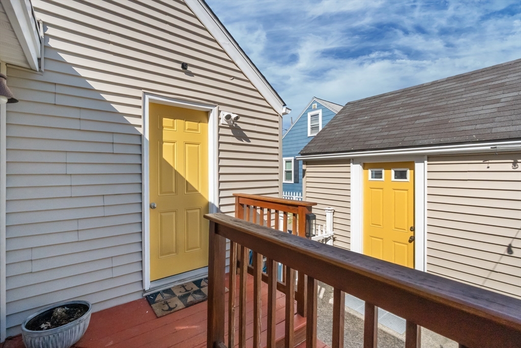19 Annette Avenue Pawtucket, RI 02861 - Photo 34 of 36