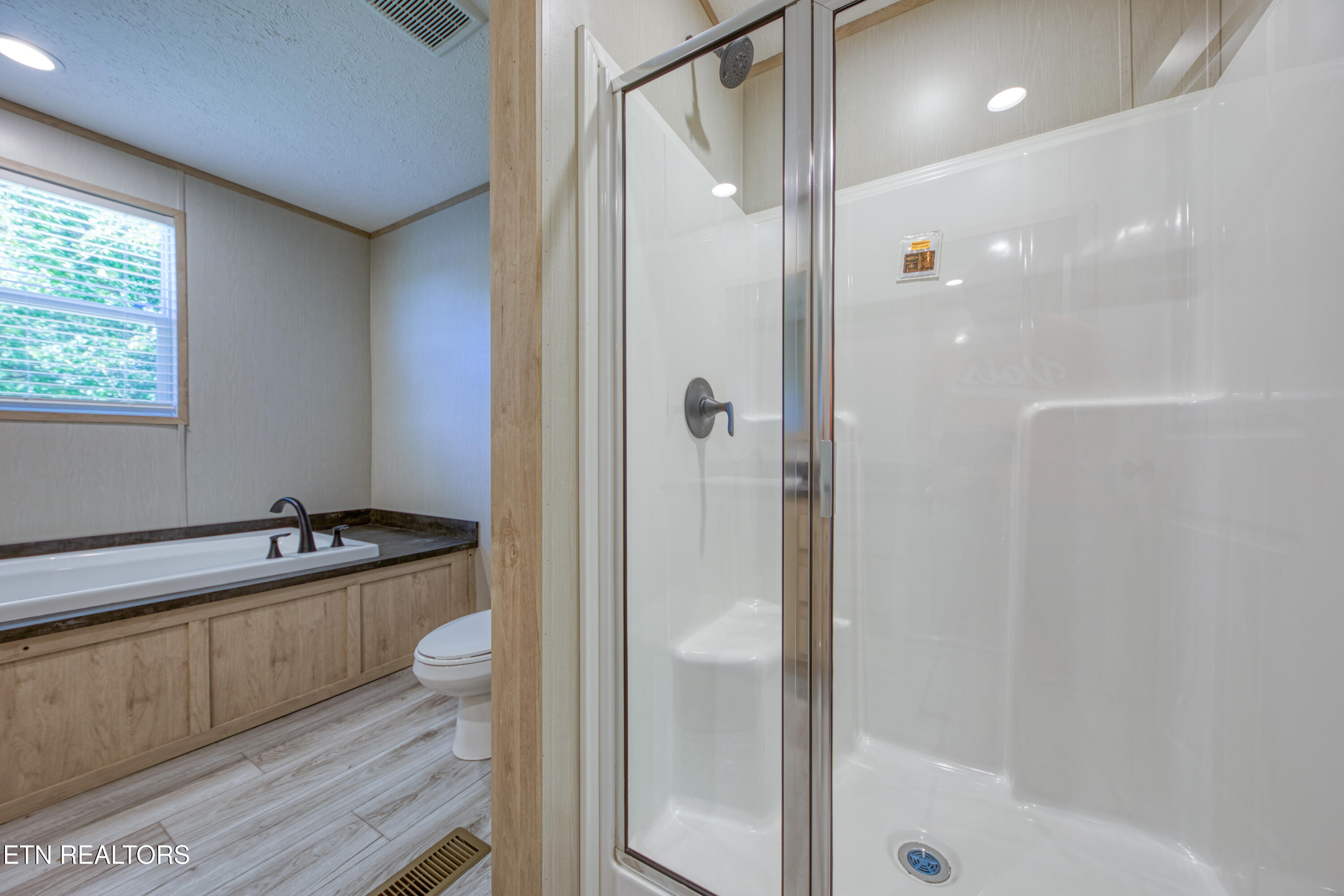 399 Watkins Road East Loudon, TN 37774 - Photo 22 of 25 0H3A9576_25