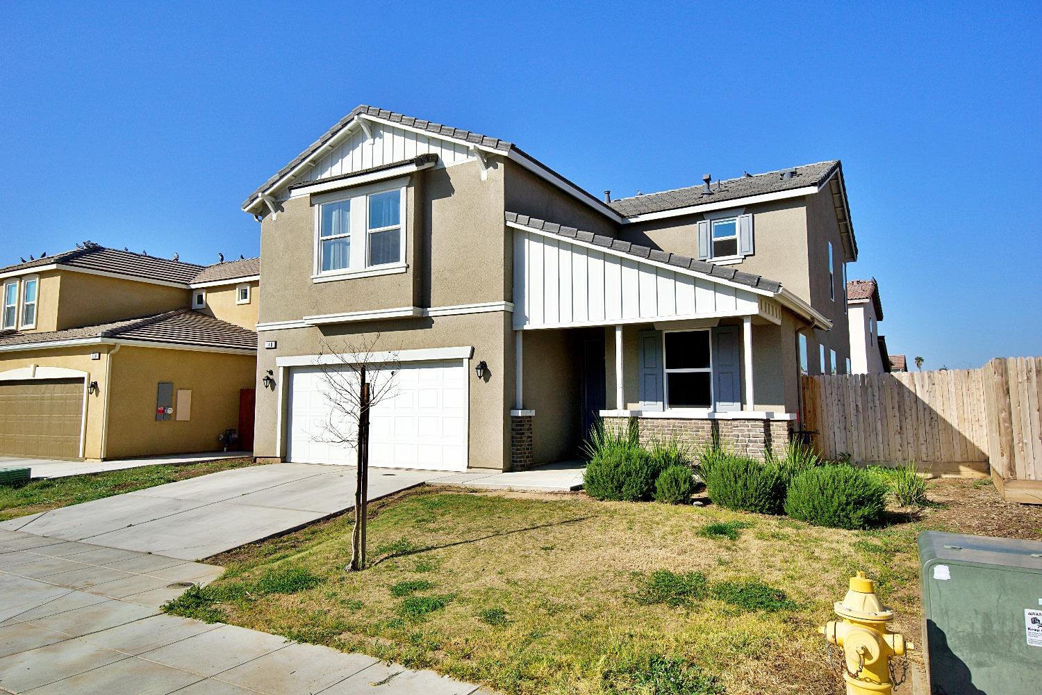 140 Drake Street Madera, CA 93638 - Photo 2 of 28 Gallery Image 2