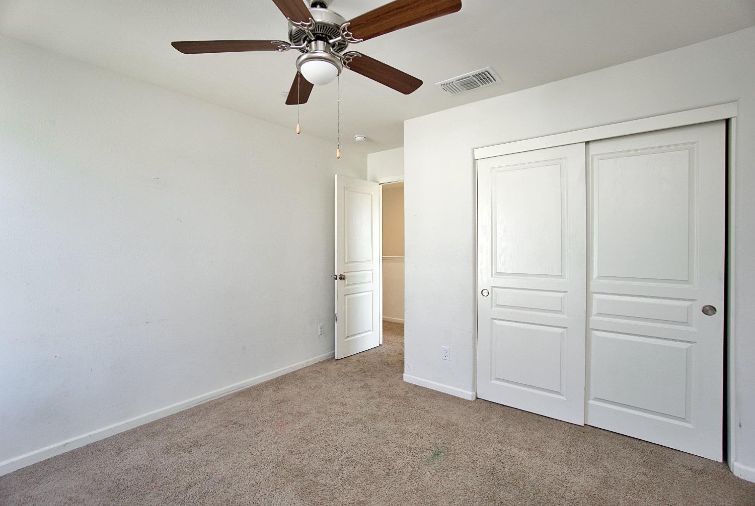 140 Drake Street Madera, CA 93638 - Photo 21 of 28 Gallery Image 21