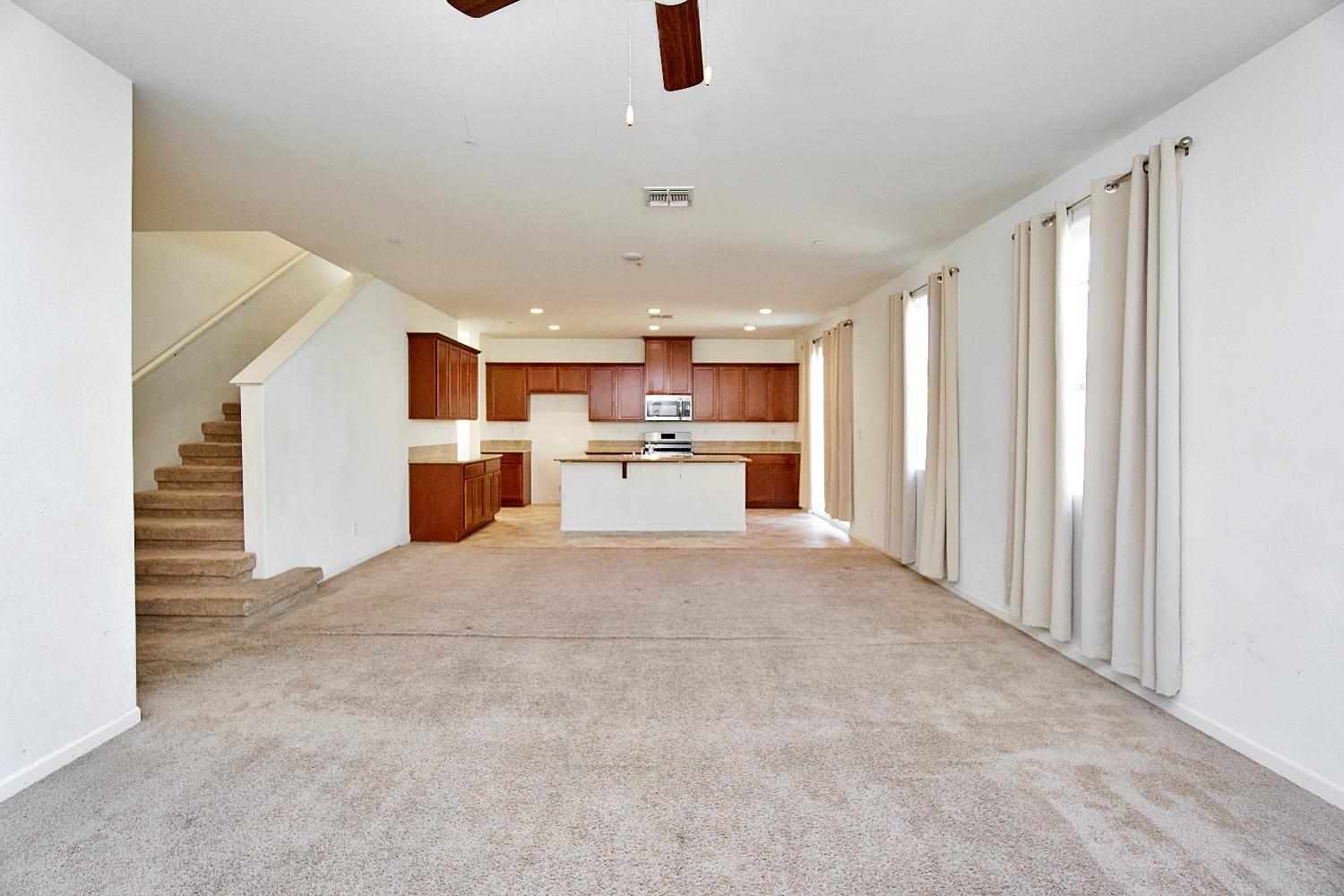 140 Drake Street Madera, CA 93638 - Photo 5 of 28 Gallery Image 5