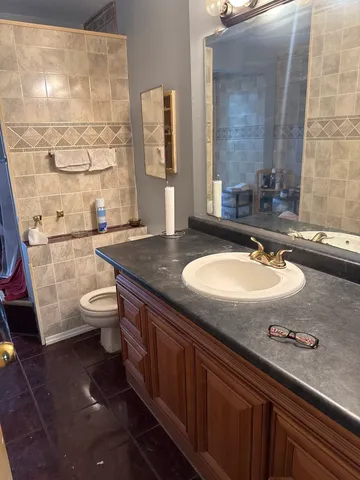 $164,999 | 120 South Chestnut Lane, Glenwood, IL 60425