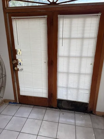 $164,999 | 120 South Chestnut Lane, Glenwood, IL 60425