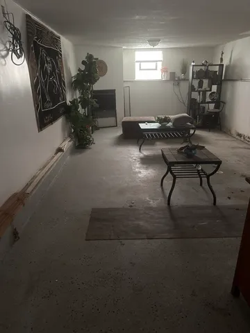 $164,999 | 120 South Chestnut Lane, Glenwood, IL 60425