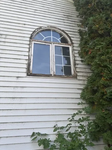 $164,999 | 120 South Chestnut Lane, Glenwood, IL 60425