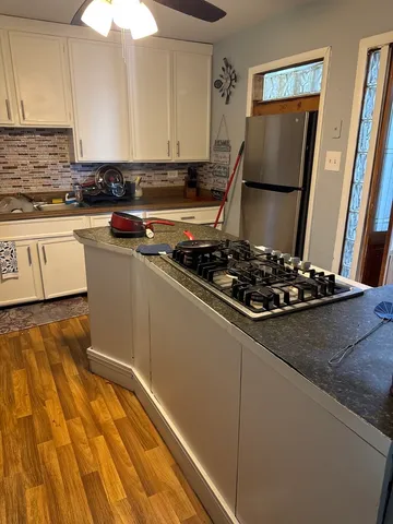 $164,999 | 120 South Chestnut Lane, Glenwood, IL 60425