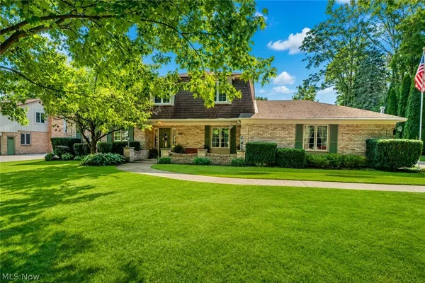 $375,000 | 5036 Parkhaven Avenue Northeast, Canton, OH 44705