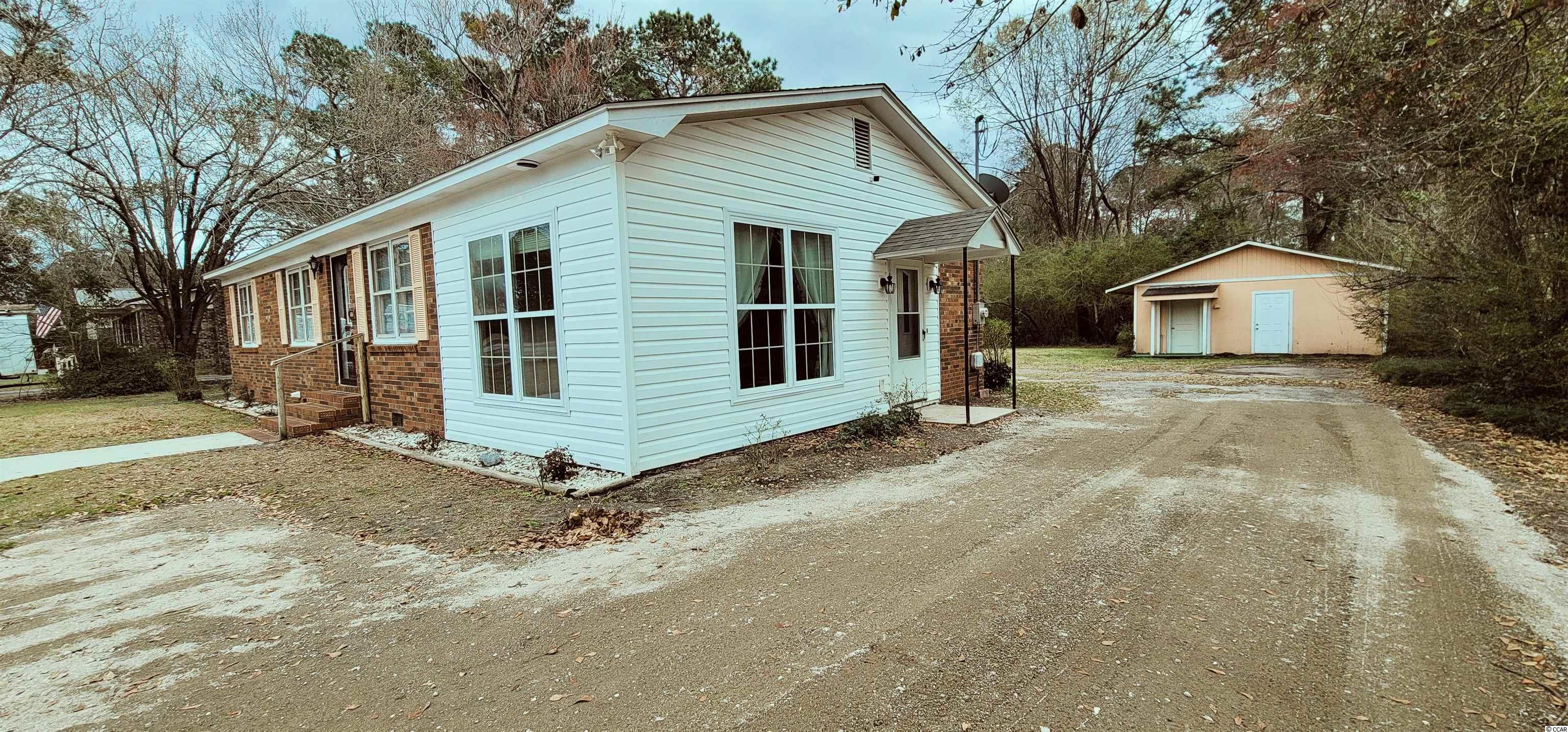 1117 Cox Ferry Road Conway, SC 29526 - Photo 3 of 23 Gallery Image 3