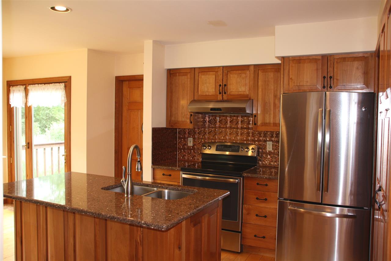 8 Wendy Lane Rutland, VT 05701 - Photo 9 of 27