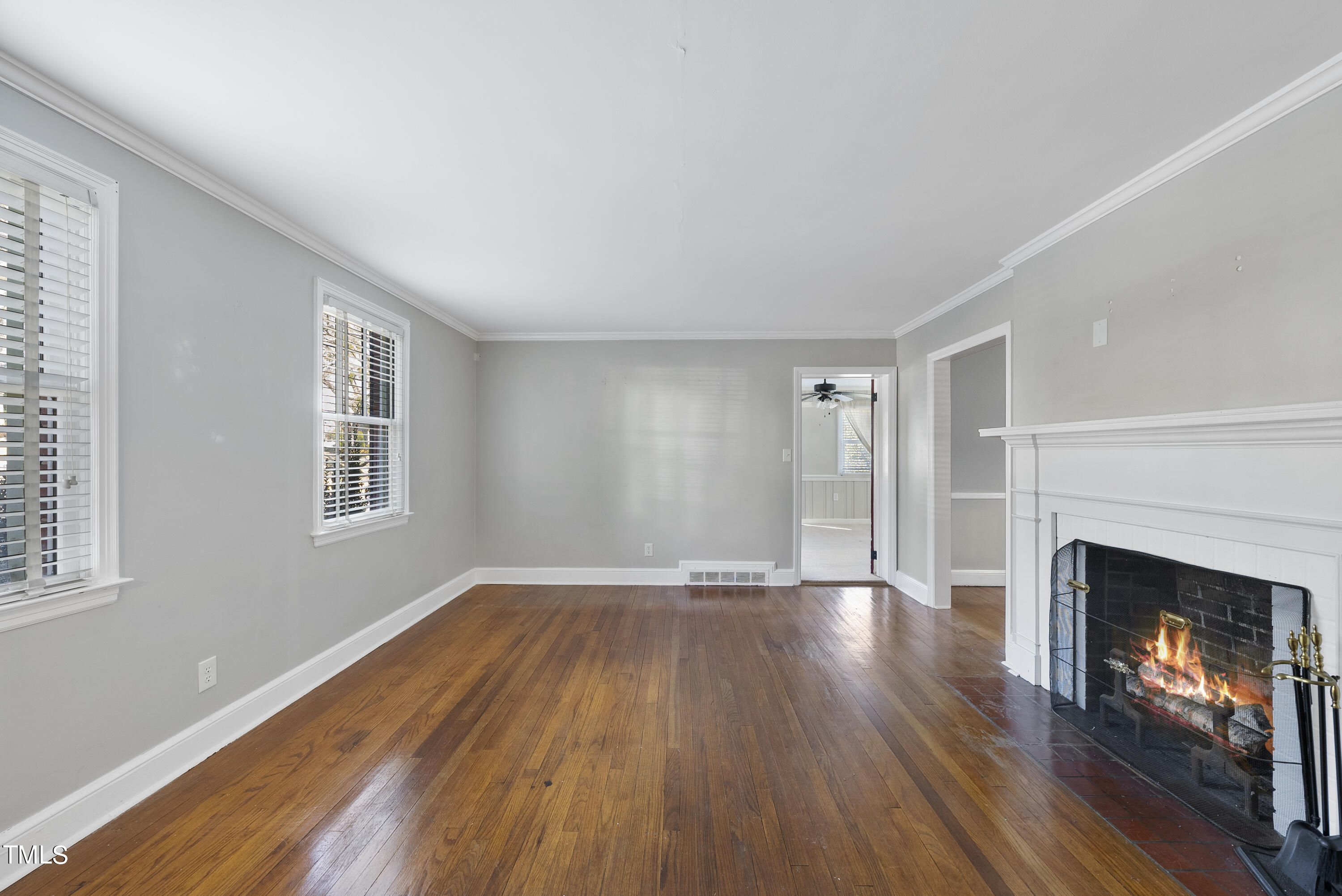 2516 Anderson Drive Raleigh, NC 27608 - Photo 3 of 29 DSC00196