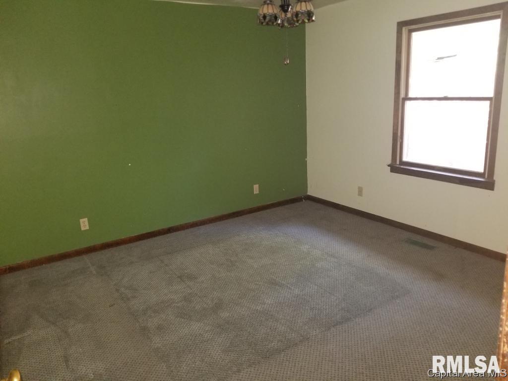 7987 North Pawnee Road Pawnee, IL 62558 - Photo 11 of 30