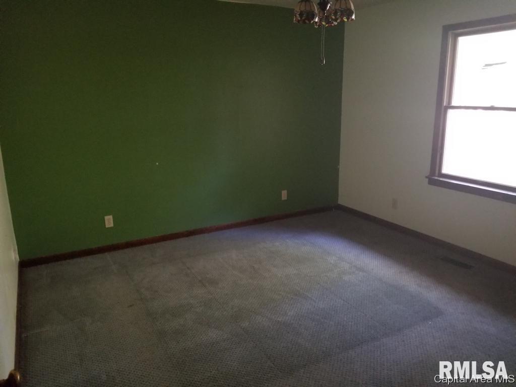 7987 North Pawnee Road Pawnee, IL 62558 - Photo 10 of 30