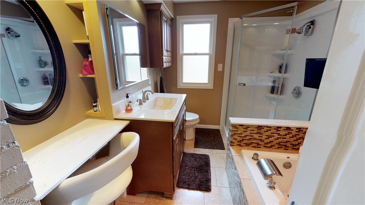 1432 Haverston Road Lyndhurst, OH 44124 - Photo 4 of 30