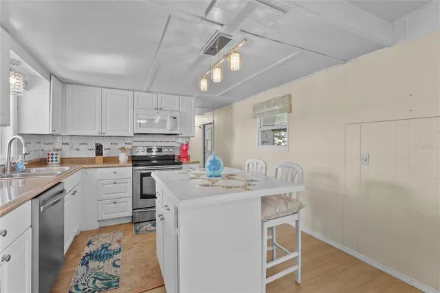 $160,000 | 4949 Brae Burn Avenue, Sarasota, FL 34234