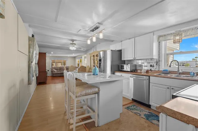 $160,000 | 4949 Brae Burn Avenue, Sarasota, FL 34234