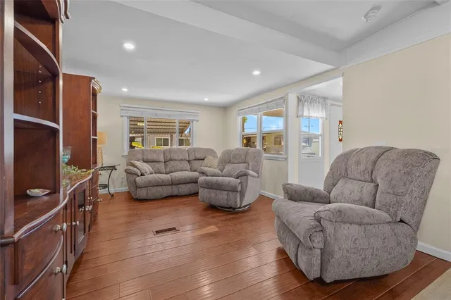 $160,000 | 4949 Brae Burn Avenue, Sarasota, FL 34234