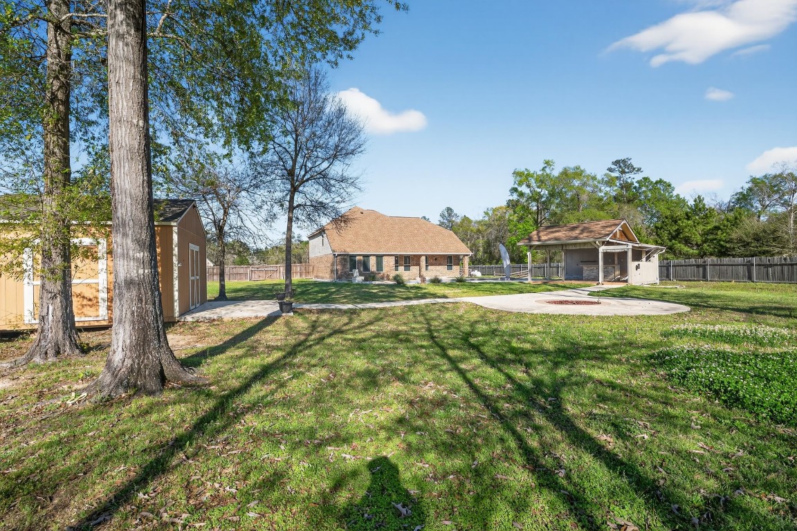 4650 Axis Trail Conroe, TX 77303 - Photo 9 of 36 Exterior
