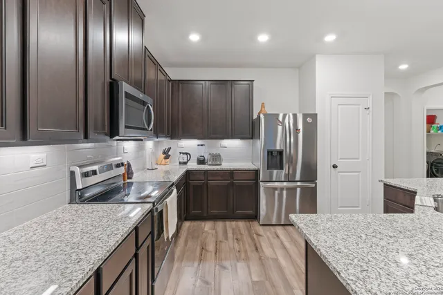 $3,000 | 5714 Agave Spine, San Antonio, TX 78261