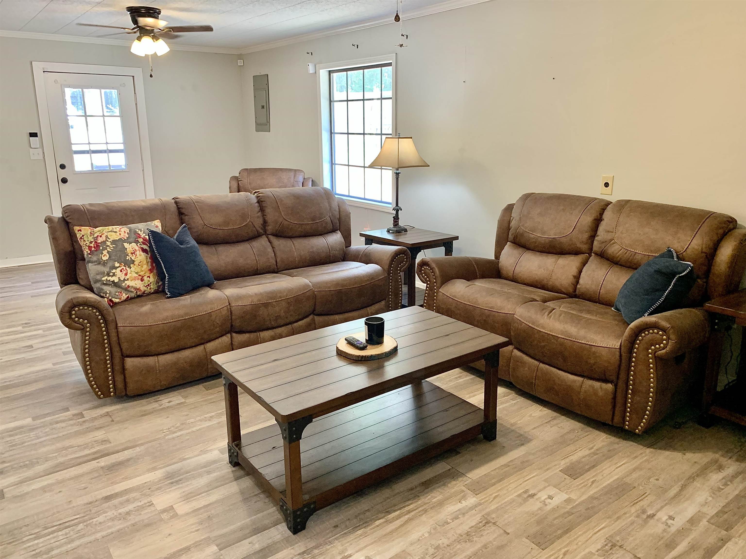115 Fortune Way Hornsby, TN 38044 - Photo 23 of 30 a living room with furniture