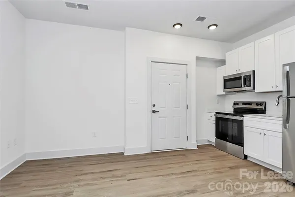 $1,150 | 3515 Markland Drive, Unit 106, Charlotte, NC 28208