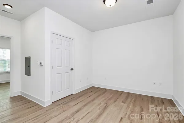 $1,150 | 3515 Markland Drive, Unit 106, Charlotte, NC 28208