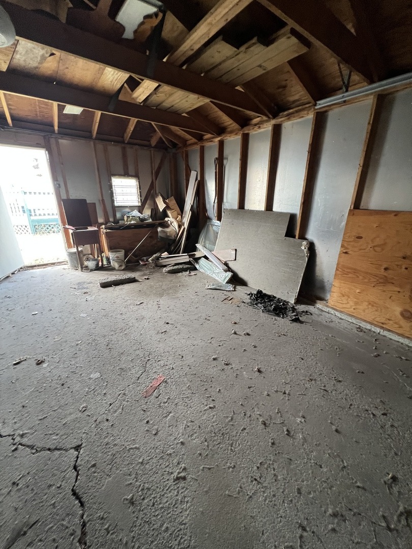 7835 South Rhodes Avenue Chicago, IL 60619 - Photo 18 of 18 a view of a room with gym equipment