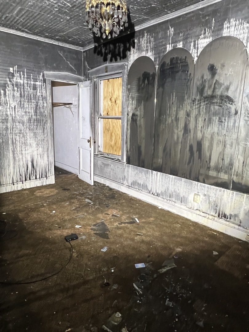 7835 South Rhodes Avenue Chicago, IL 60619 - Photo 6 of 18 a view of a door of a house