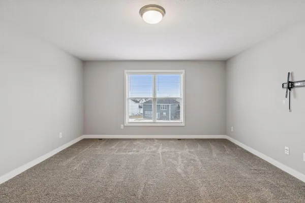 $600,000 | 19351 Meadow View Lane, Maple Grove, MN 55311