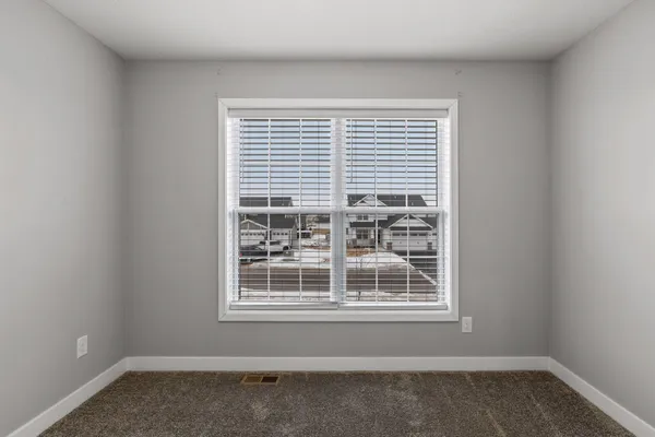 $600,000 | 19351 Meadow View Lane, Maple Grove, MN 55311