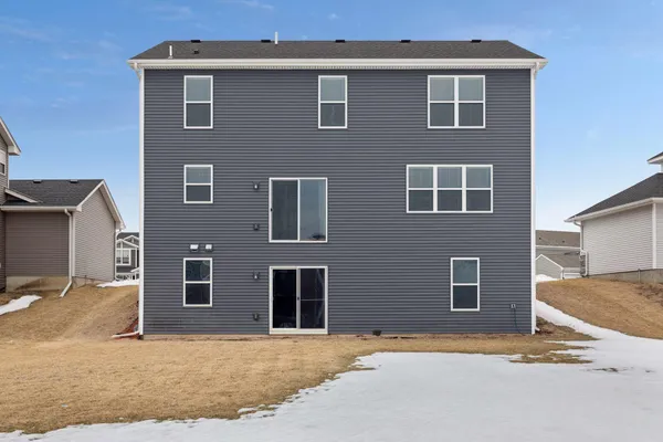$600,000 | 19351 Meadow View Lane, Maple Grove, MN 55311