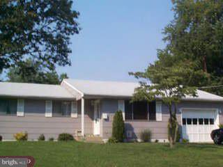541 8th Avenue Lindenwold, NJ 08021 - Photo 1 of 6 Gallery Image 1