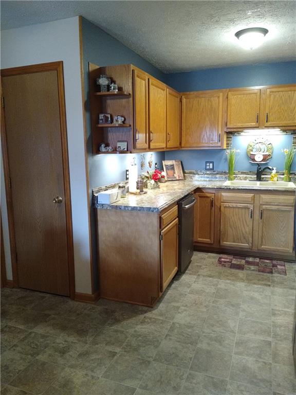 5745 Misty Ridge Circle Indianapolis, IN 46237 - Photo 5 of 9 Gallery Image 5