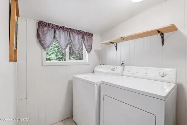 $299,900 | 452 2nd Street, Mullan, ID 83846