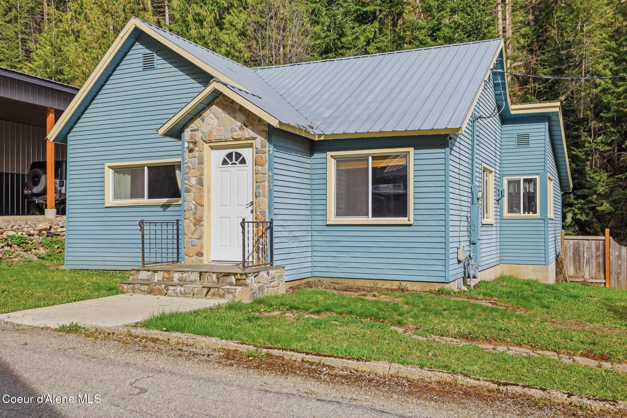 452 2nd Street Mullan, ID 83846 - Photo 3 of 43 3_452 2nd st