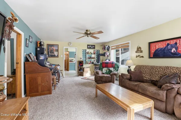 $299,900 | 452 2nd Street, Mullan, ID 83846