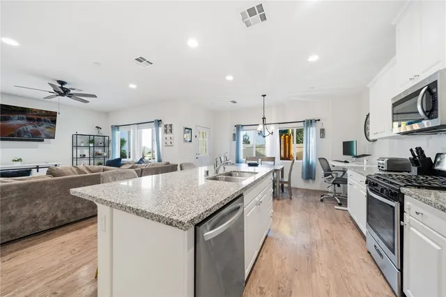 $560,000 | 41250 Winterberry Street, Murrieta, CA 92562