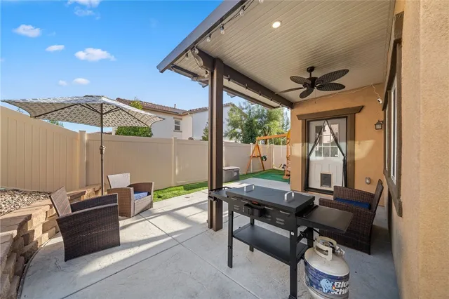 $560,000 | 41250 Winterberry Street, Murrieta, CA 92562