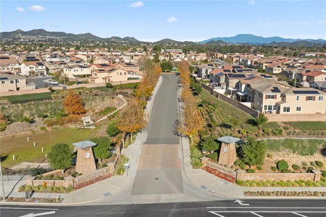 $560,000 | 41250 Winterberry Street, Murrieta, CA 92562