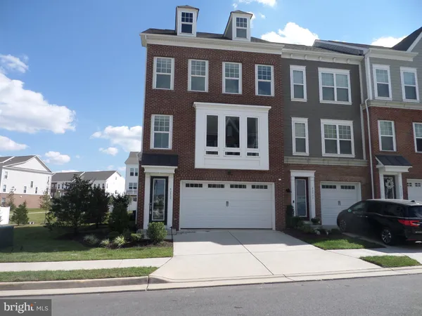 $4,700 | 42939 Running Creek Square, Leesburg, VA 20175