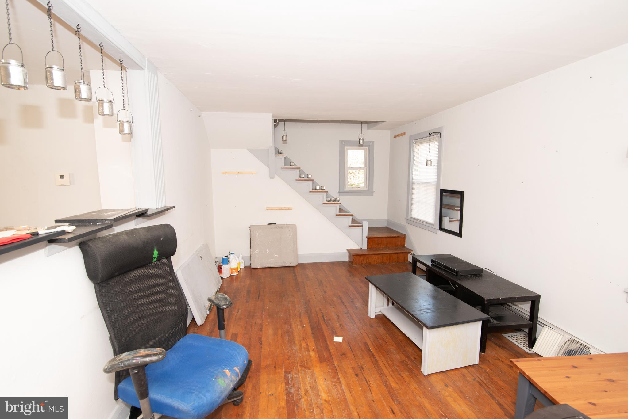 8124 Dalesford Road Baltimore, MD 21234 - Photo 5 of 28